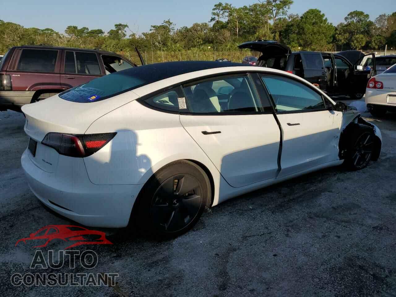 TESLA MODEL 3 2021 - 5YJ3E1EB0MF026491