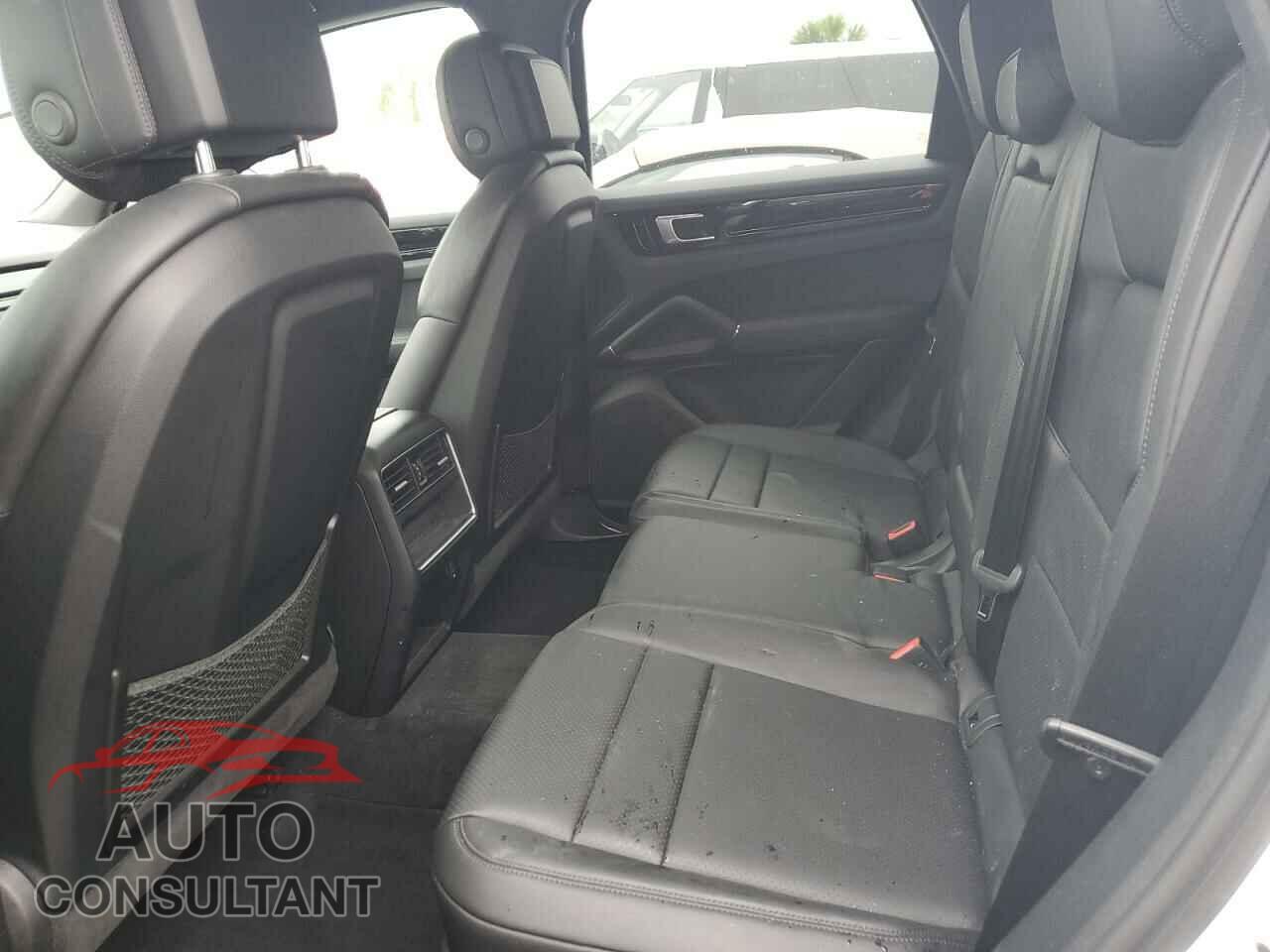 PORSCHE CAYENNE 2019 - WP1AA2AY1KDA06367