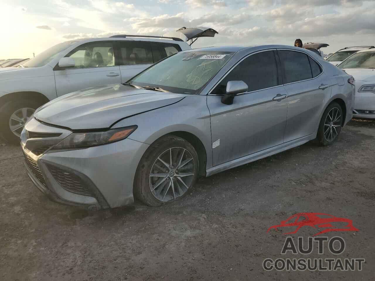 TOYOTA CAMRY 2023 - 4T1G11AK2PU116798