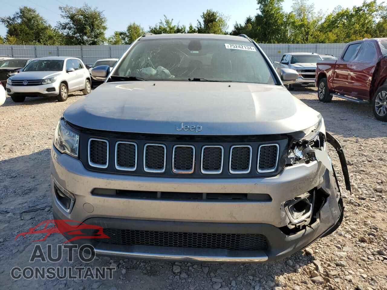 JEEP COMPASS 2019 - 3C4NJCCB3KT679883