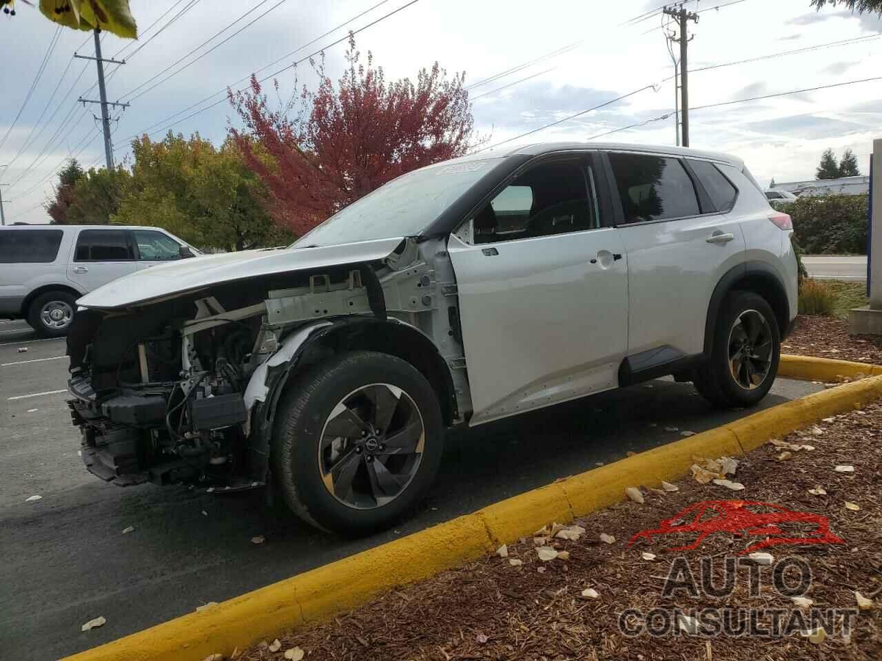 NISSAN ROGUE 2024 - 5N1BT3BAXRC694078