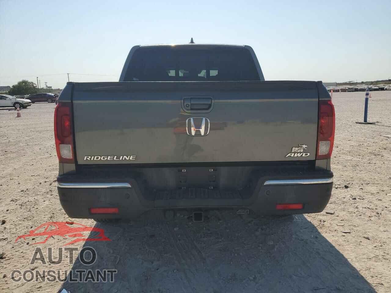 HONDA RIDGELINE 2017 - 5FPYK3F7XHB032462