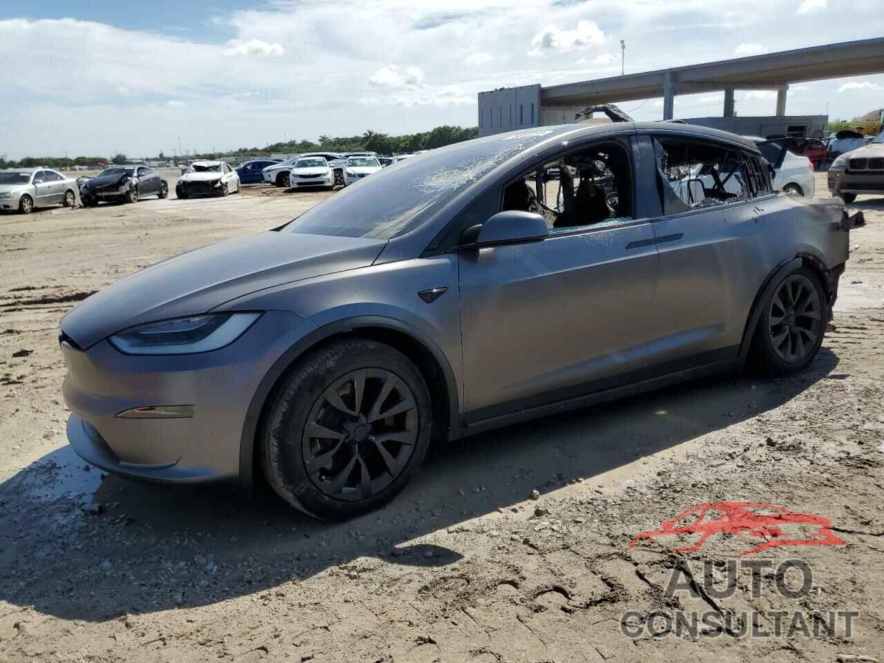 TESLA MODEL X 2022 - 7SAXCAE59NF346625