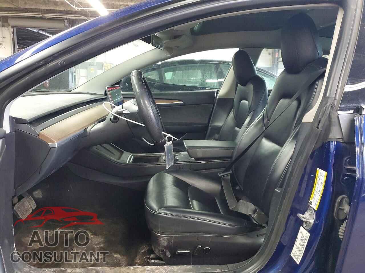 TESLA MODEL 3 2022 - 5YJ3E1EA6NF372182