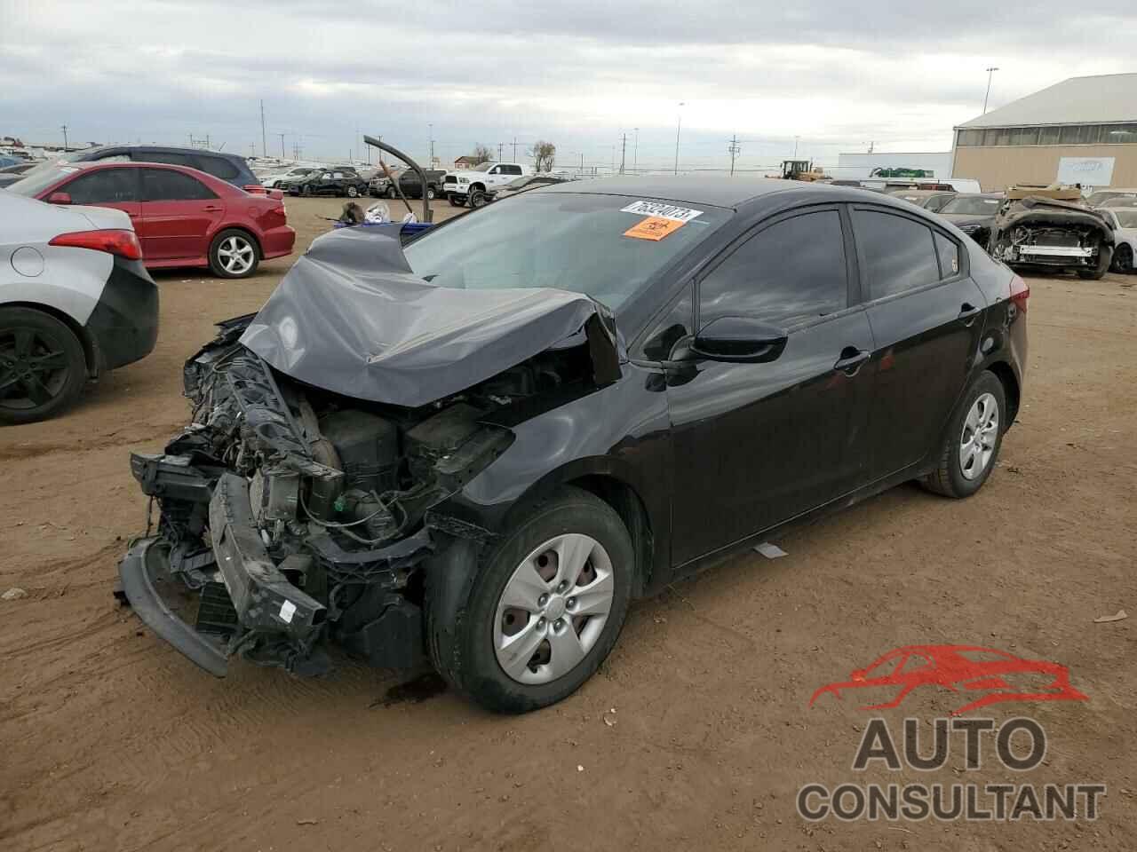 KIA FORTE 2018 - 3KPFK4A74JE203909