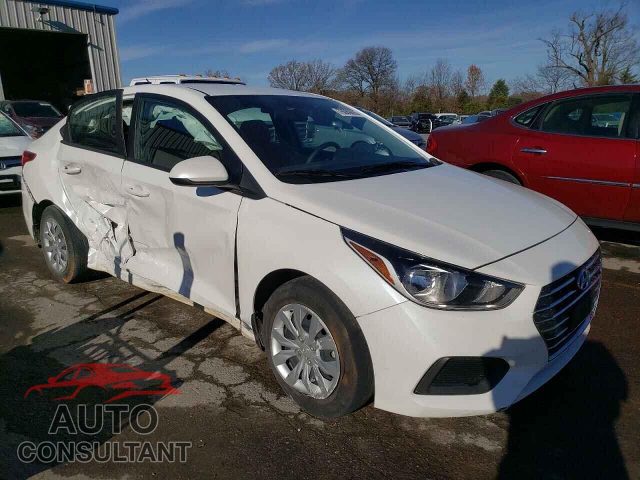 HYUNDAI ACCENT 2022 - 3KPC24A65NE166319