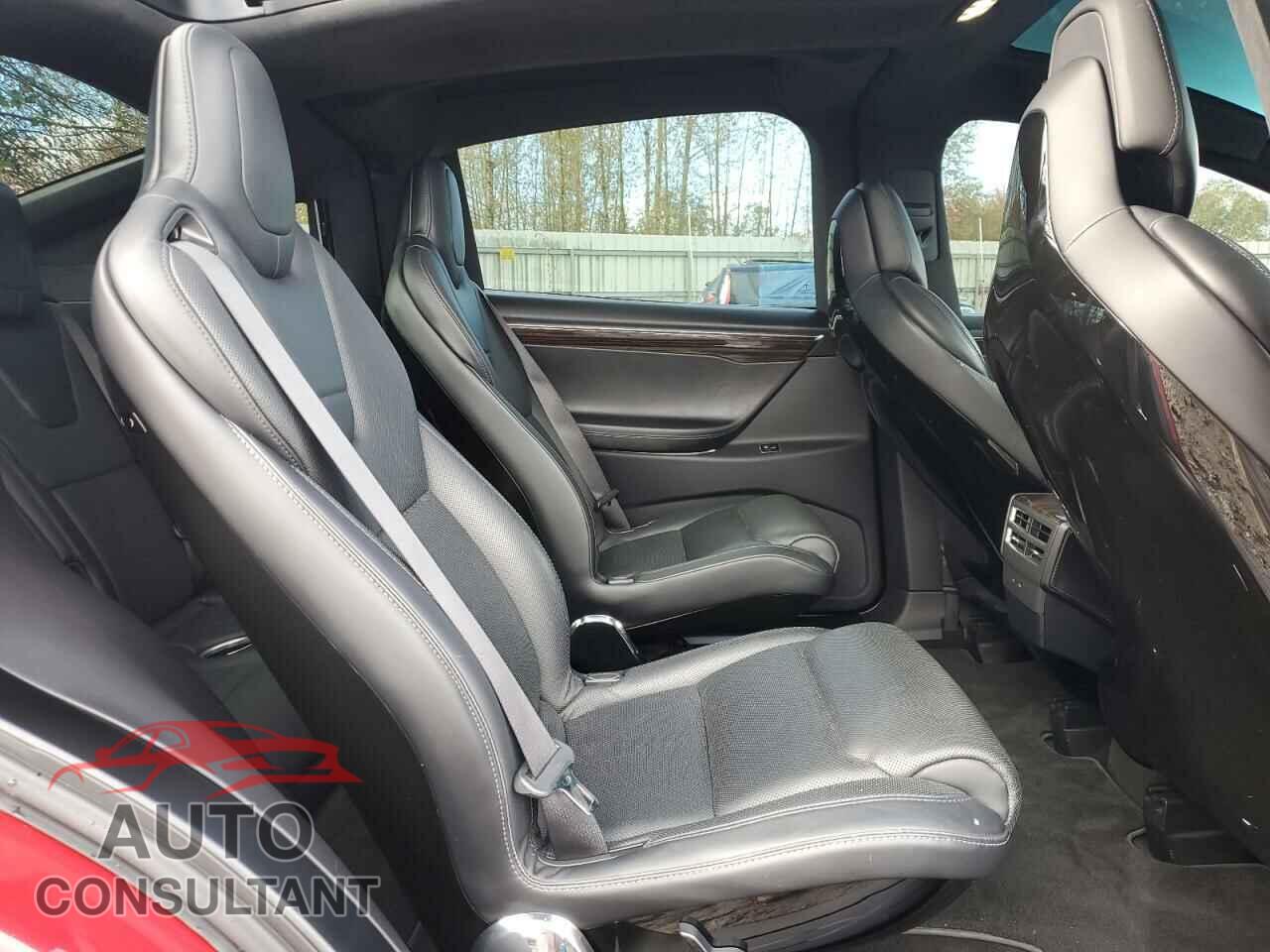 TESLA MODEL X 2016 - 5YJXCBE46GF006099