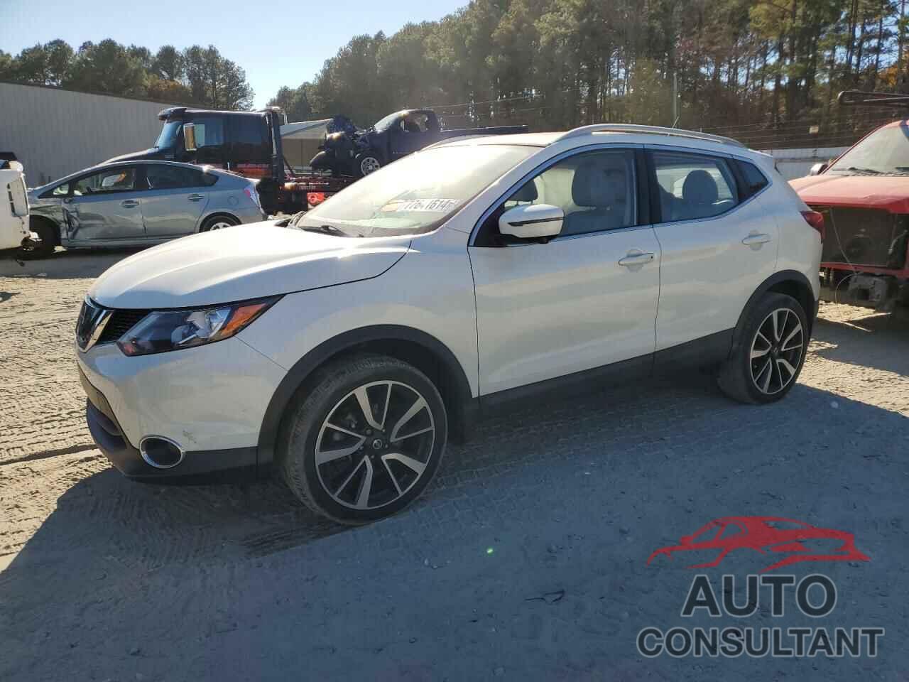 NISSAN ROGUE 2018 - JN1BJ1CR1JW269051
