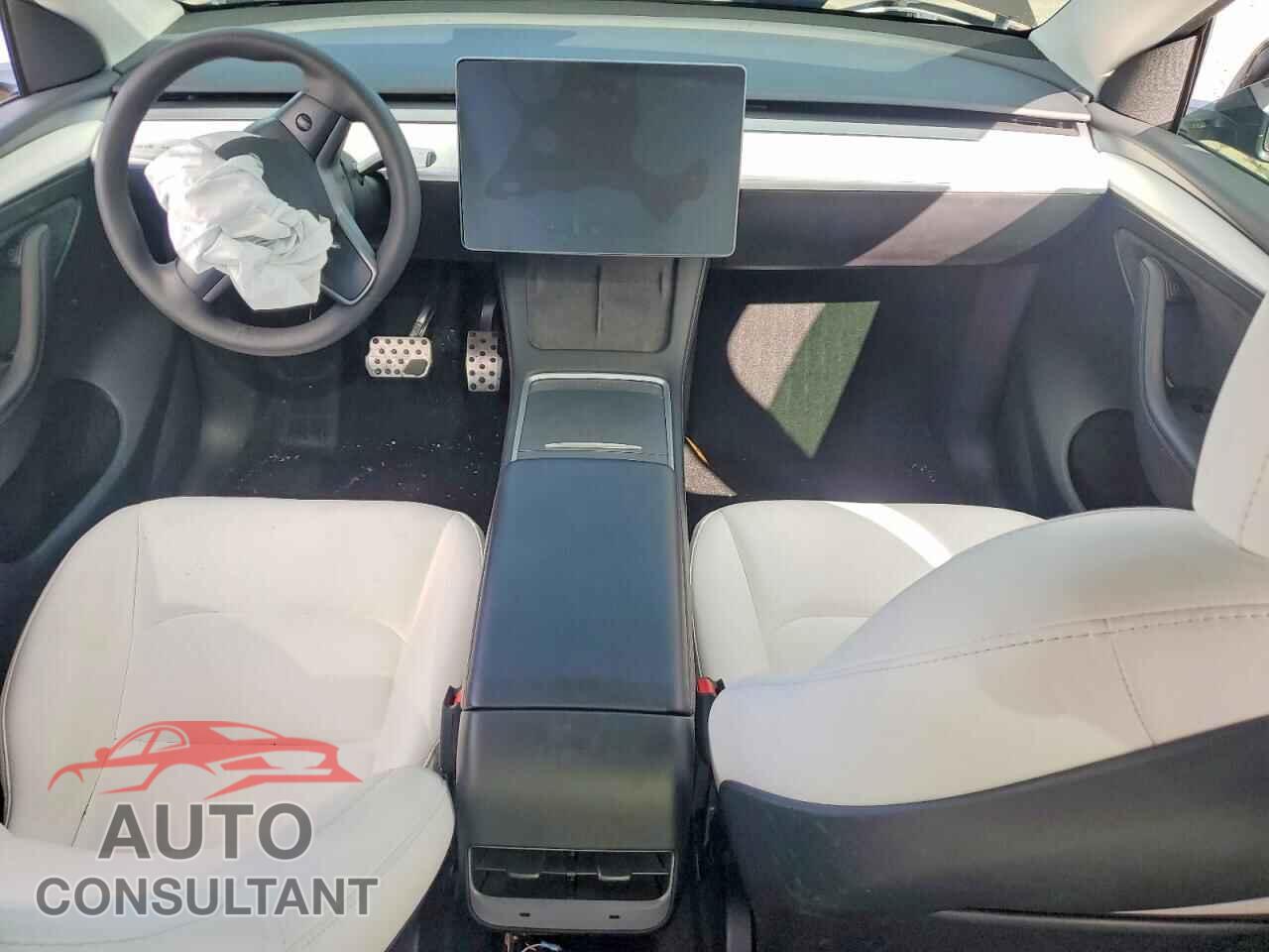 TESLA MODEL Y 2023 - 7SAYGDEE2PF683764