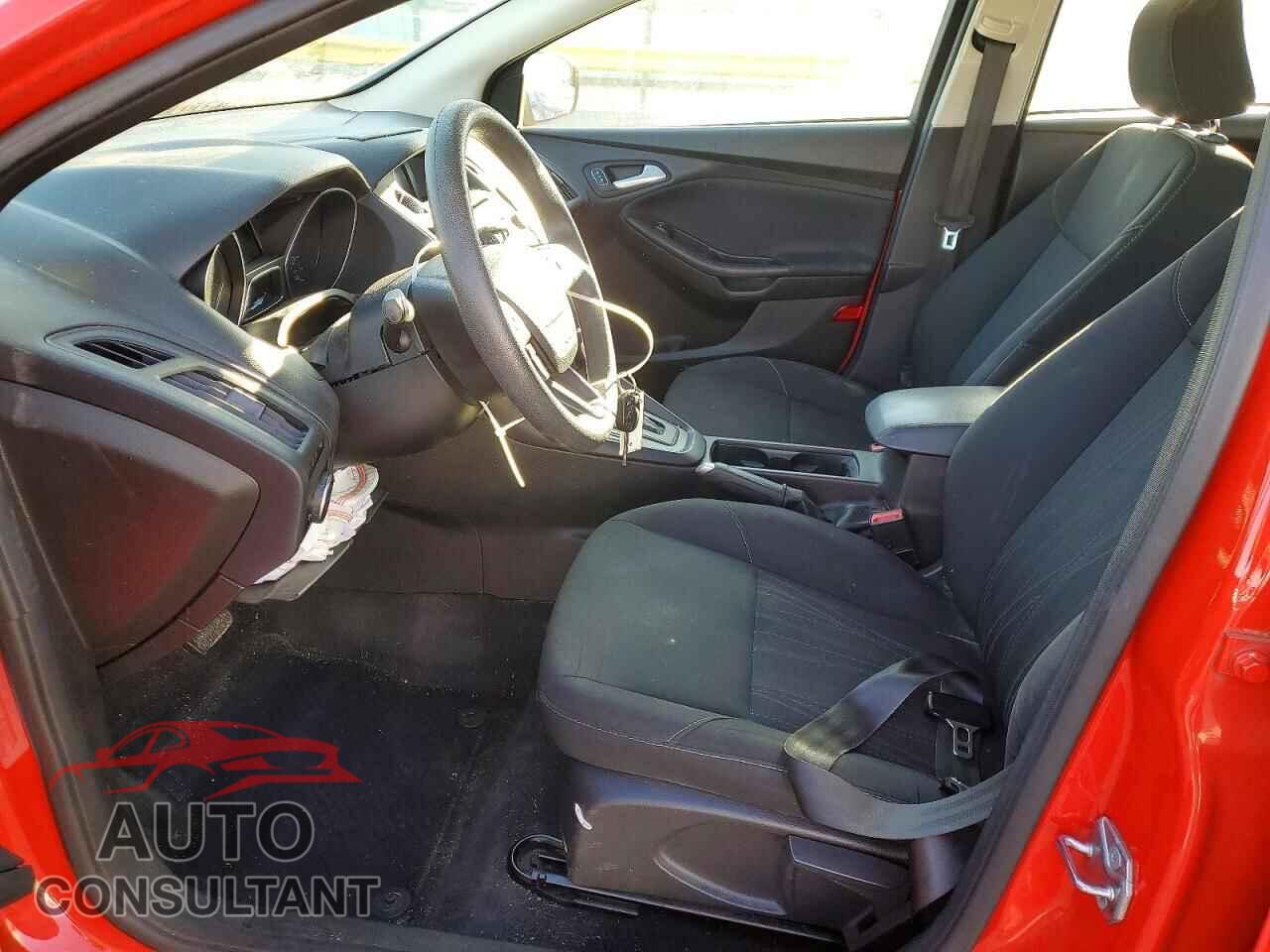 FORD FOCUS 2016 - 1FADP3F26GL367765