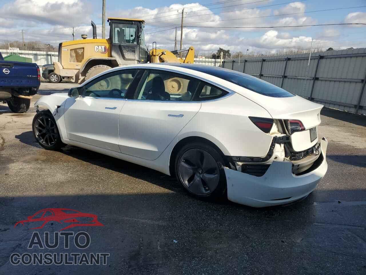 TESLA MODEL 3 2019 - 5YJ3E1EB4KF493670