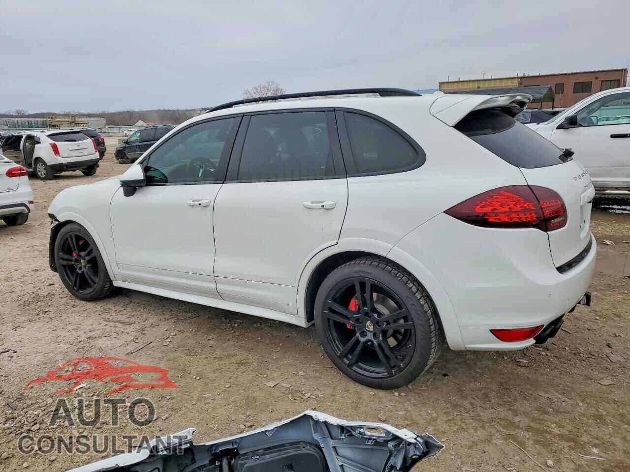 PORSCHE CAYENNE 2013 - WP1AD2A25DLA71668