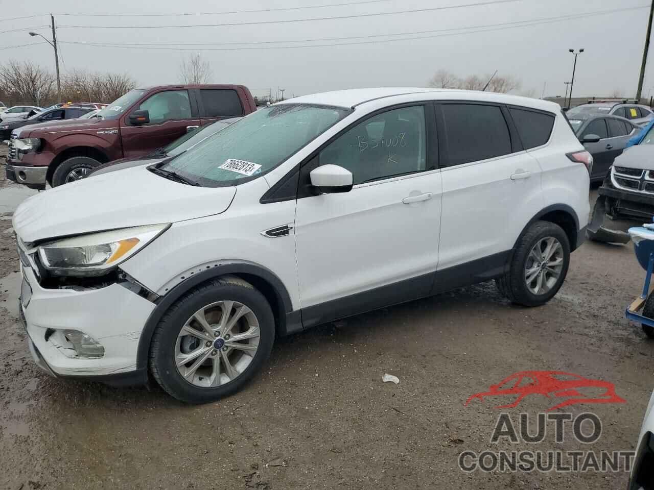 FORD ESCAPE 2017 - 1FMCU0GD5HUB59008