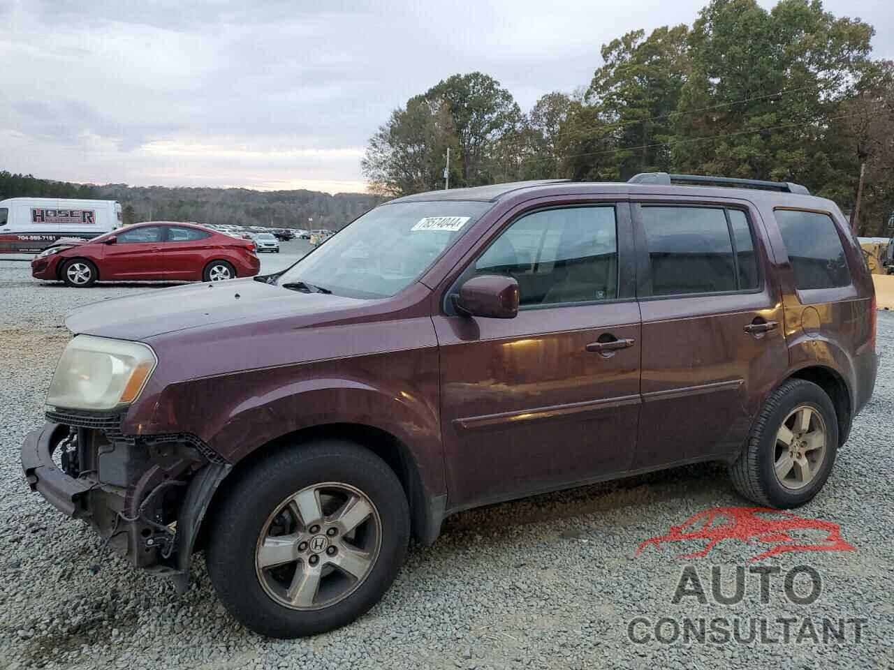 HONDA PILOT 2011 - 5FNYF4H57BB030576