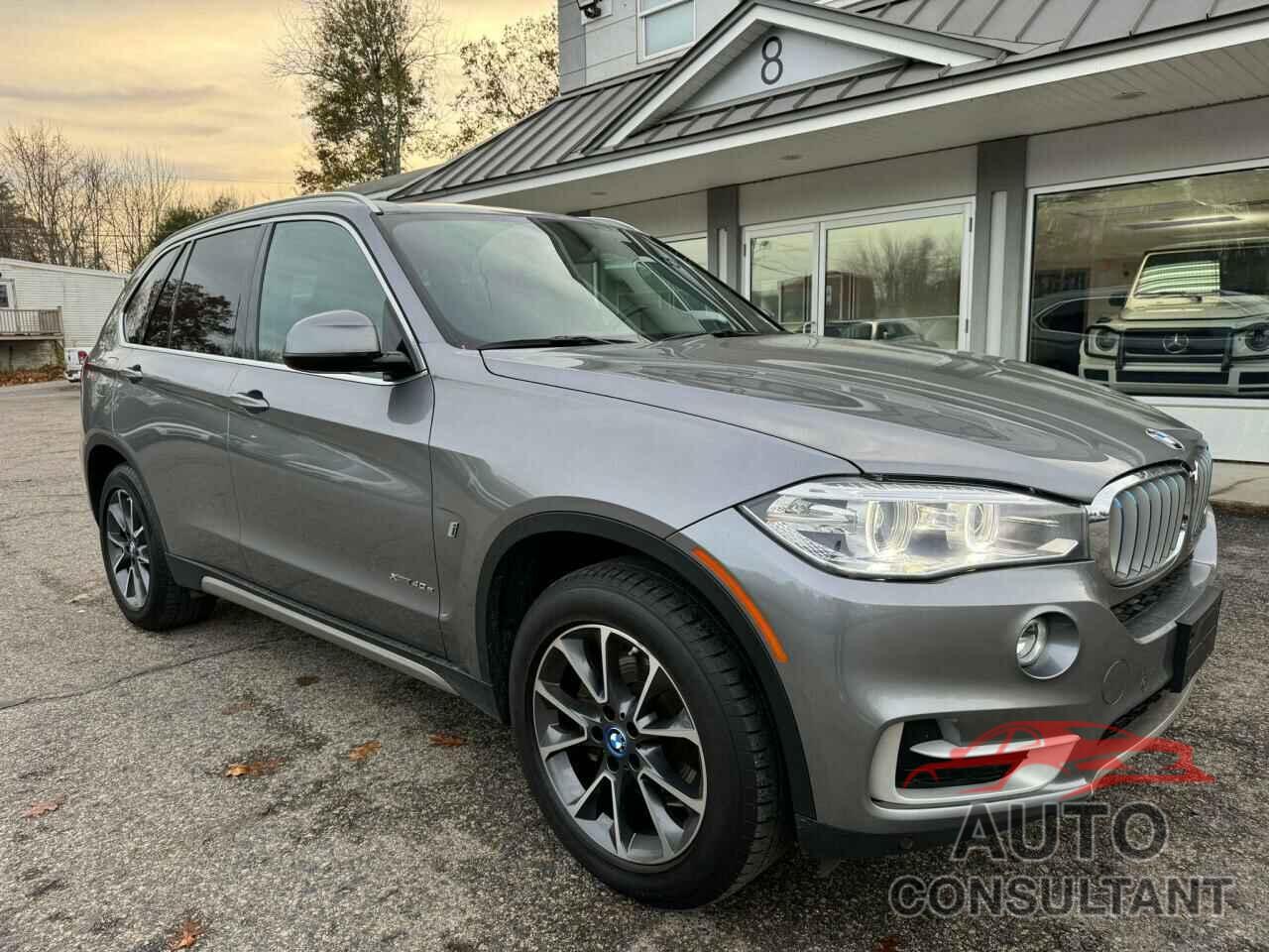 BMW X5 2018 - 5UXKT0C5XJ0W01018