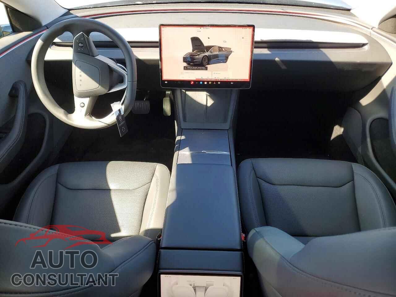 TESLA MODEL 3 2024 - 5YJ3E1EA7RF746840