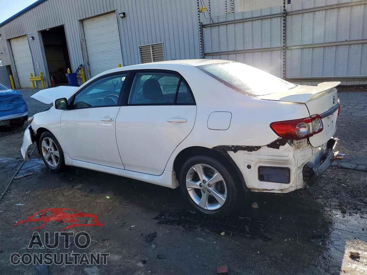 TOYOTA COROLLA 2013 - 2T1BU4EEXDC004920