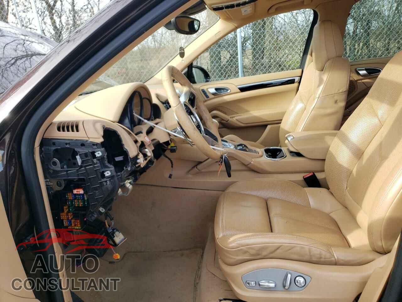 PORSCHE CAYENNE 2017 - WP1AA2A20HKA82453