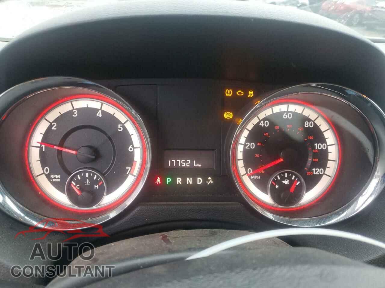 DODGE CARAVAN 2013 - 2C4RDGCG0DR552073