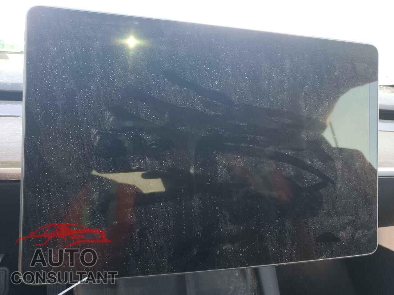 TESLA MODEL 3 2022 - 5YJ3E1EA6NF369864