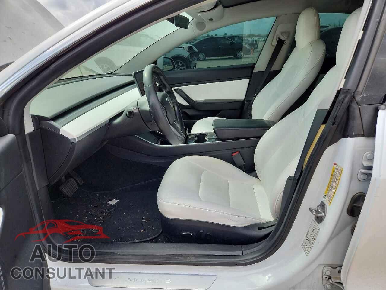 TESLA MODEL 3 2019 - 5YJ3E1EB5KF392508
