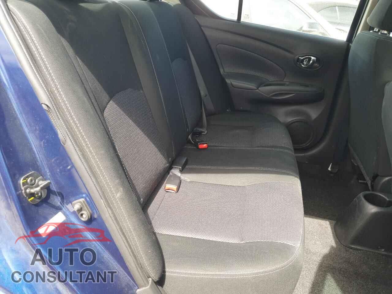 NISSAN VERSA 2019 - 3N1CN7AP3KL829589