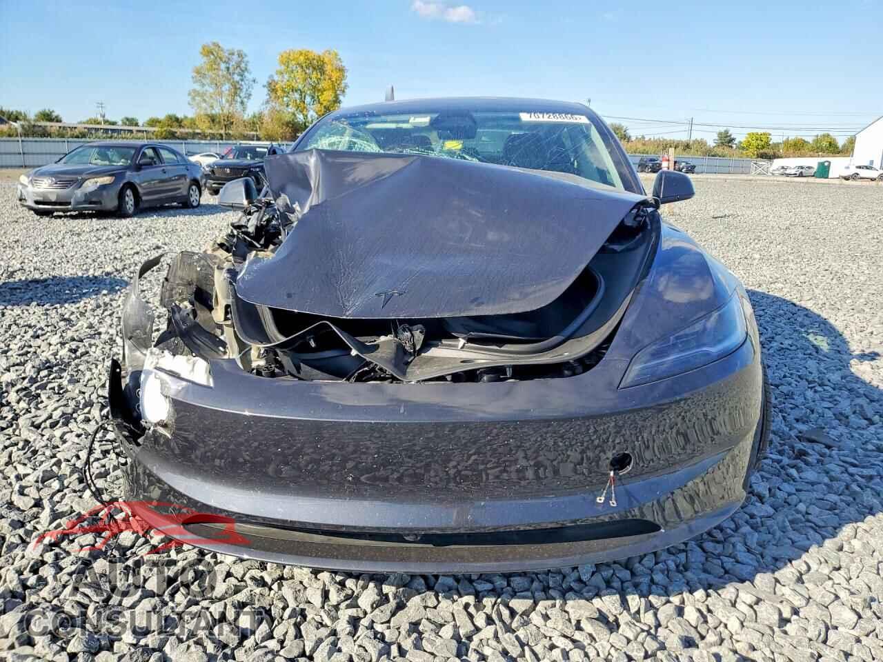 TESLA MODEL 3 2026 - 5YJ3E1EA6TF123961