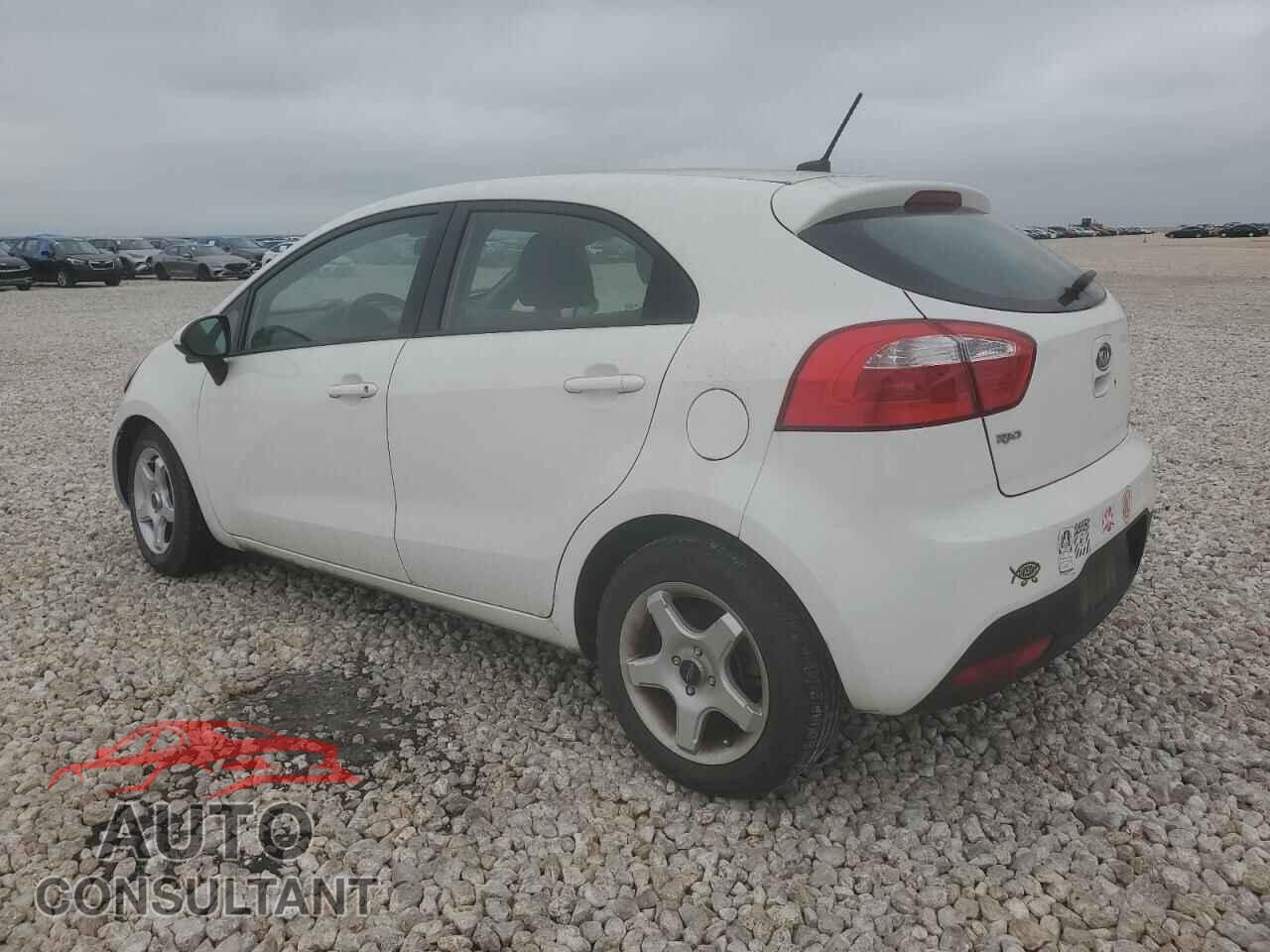 KIA RIO 2012 - KNADM5A32C6015707