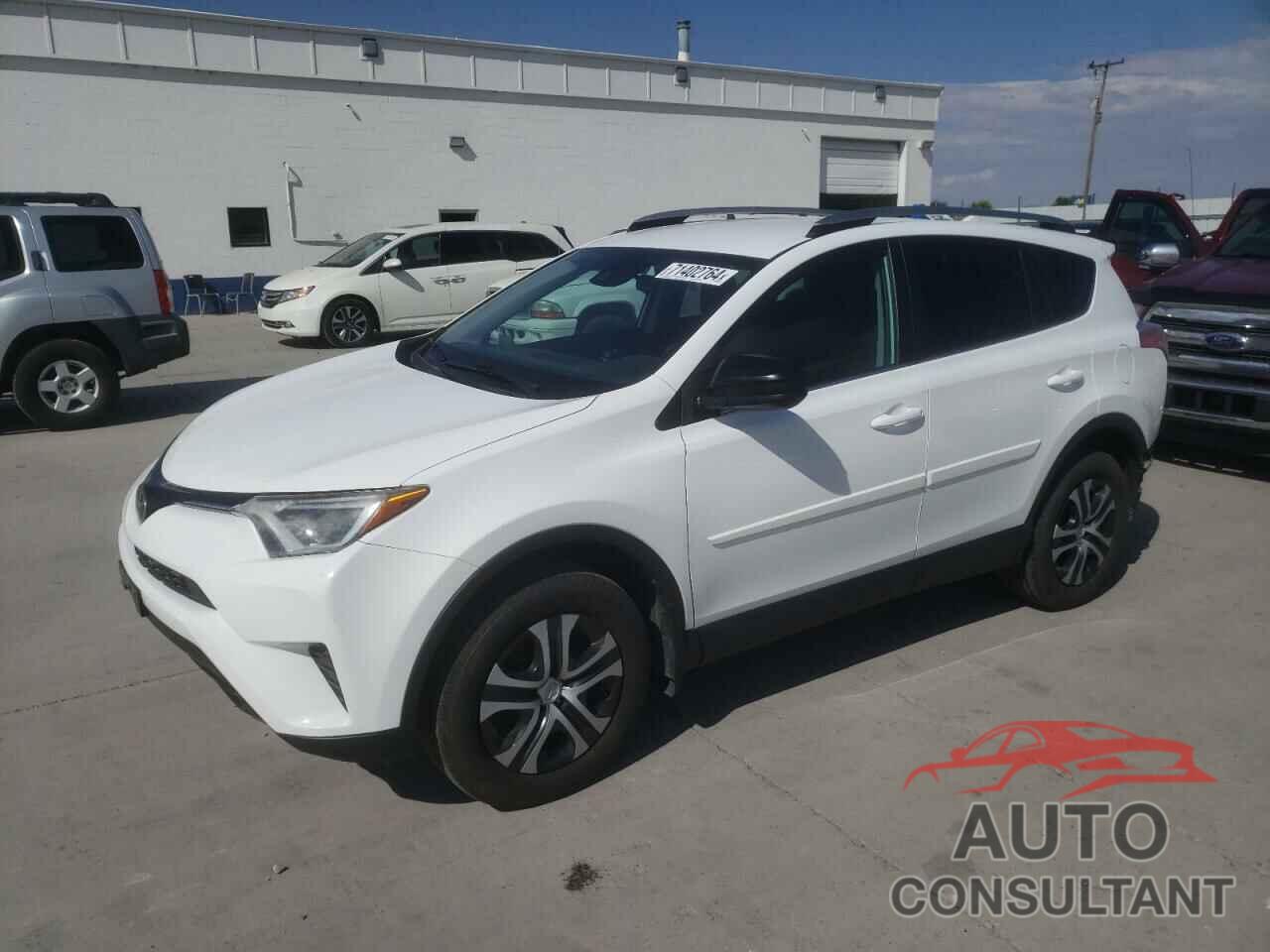 TOYOTA RAV4 2018 - 2T3BFREV3JW757584