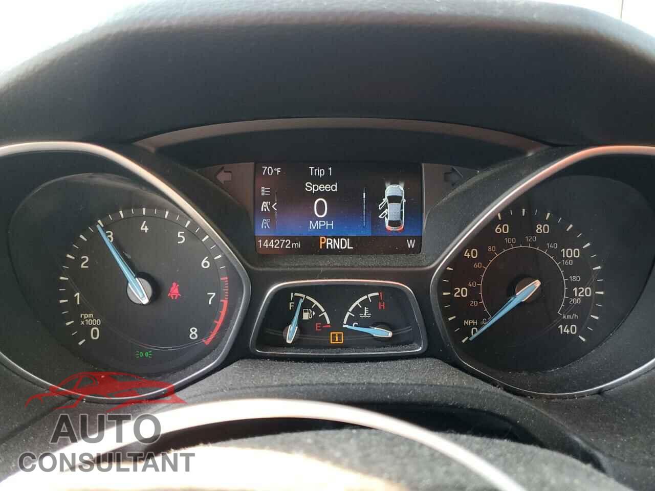 FORD FOCUS 2015 - 1FADP3F22FL349987