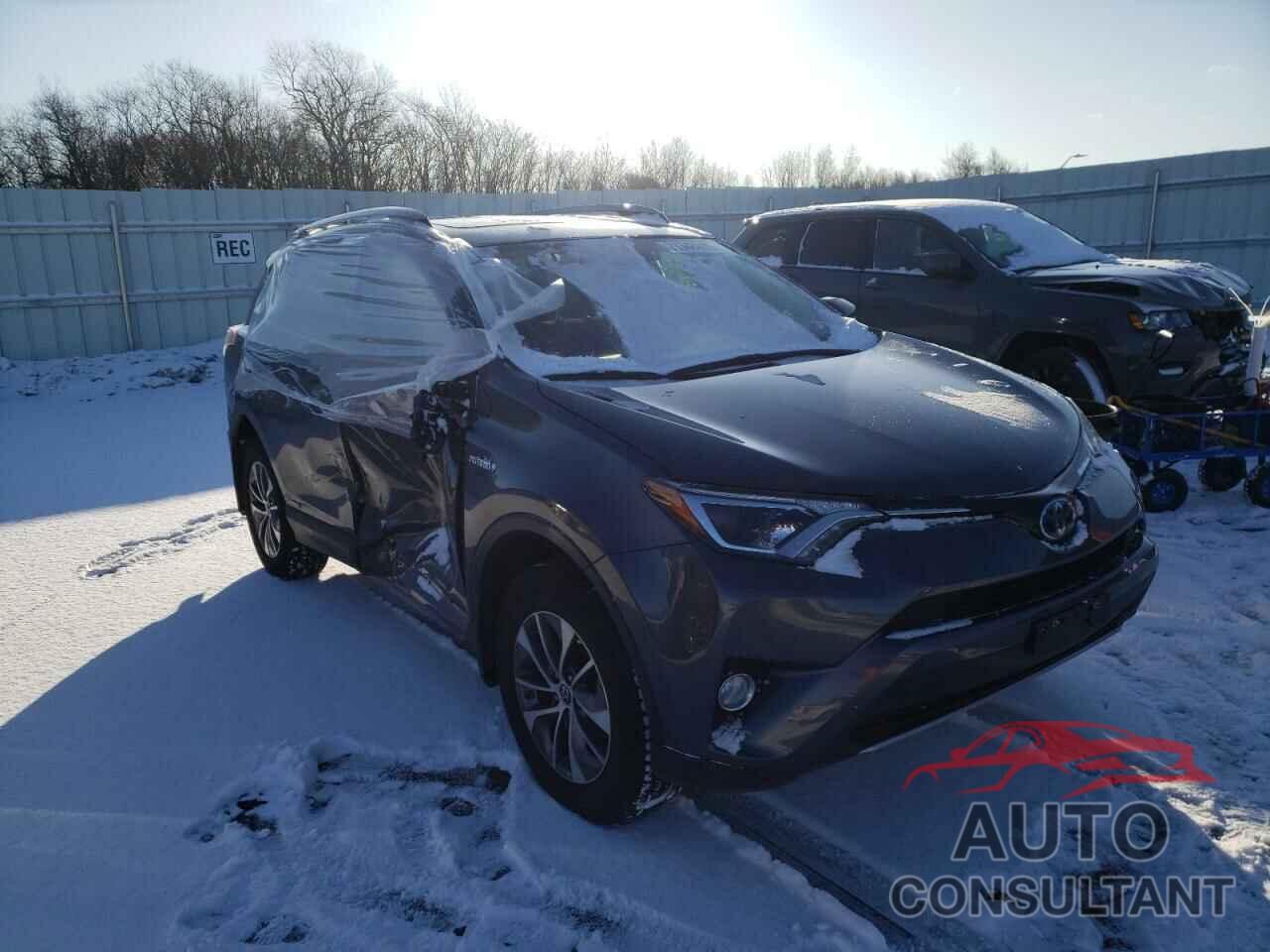 TOYOTA RAV4 2018 - JTMRJREV1JD156815