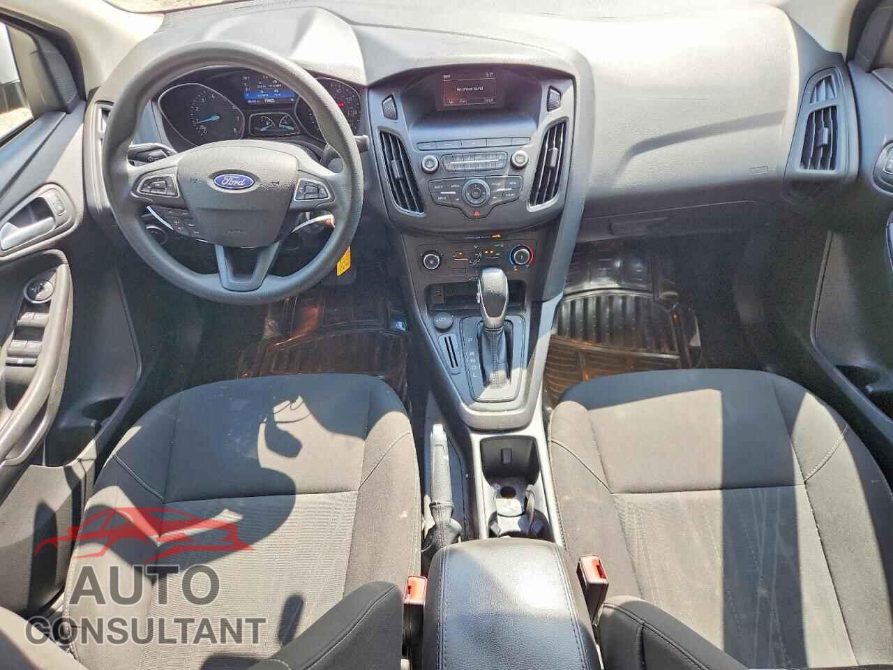 FORD FOCUS 2018 - 1FADP3F22JL265287