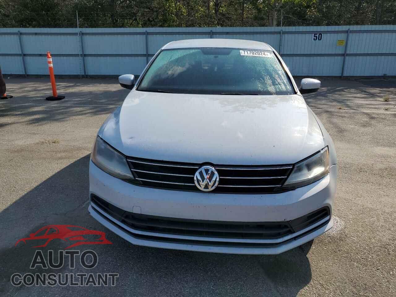 VOLKSWAGEN JETTA 2017 - 3VW2B7AJ7HM324488