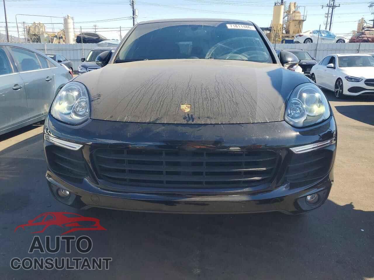 PORSCHE CAYENNE 2016 - WP1AA2A25GKA13191