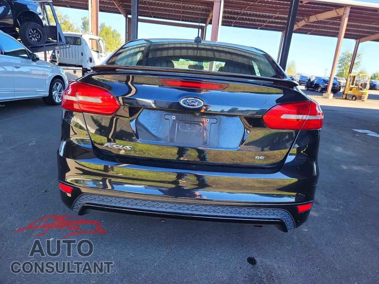FORD FOCUS 2015 - 1FADP3F22FL364117
