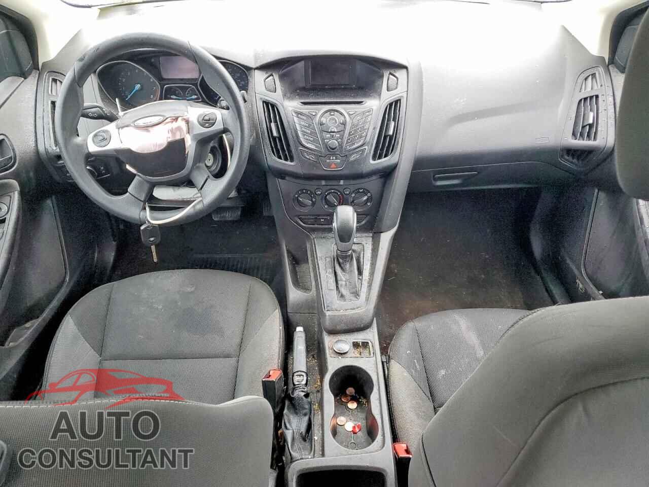 FORD FOCUS 2014 - 1FADP3E20EL443284