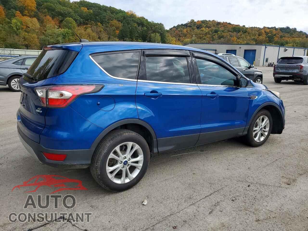 FORD ESCAPE 2017 - 1FMCU9G97HUB02891