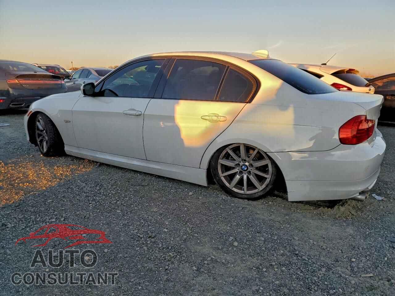 BMW 3 SERIES 2011 - WBAPH5G56BNM76116