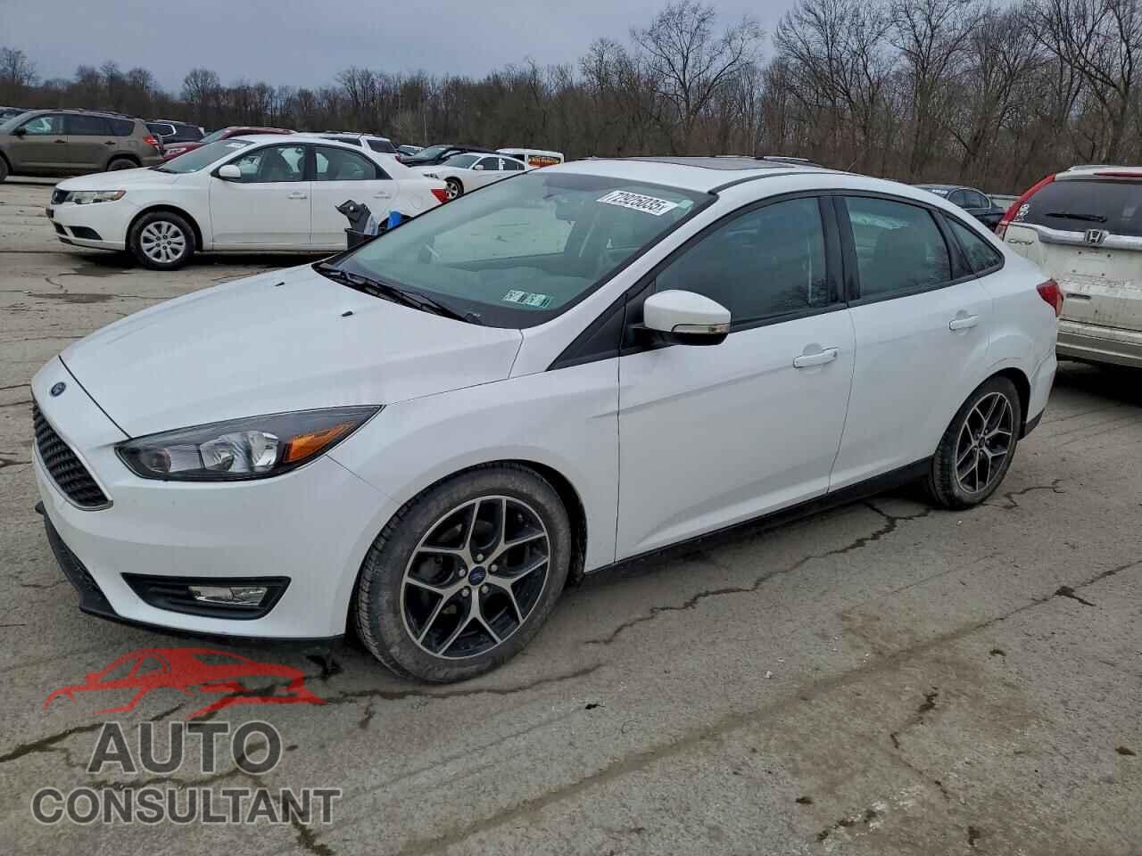 FORD FOCUS 2017 - 1FADP3H21HL331996
