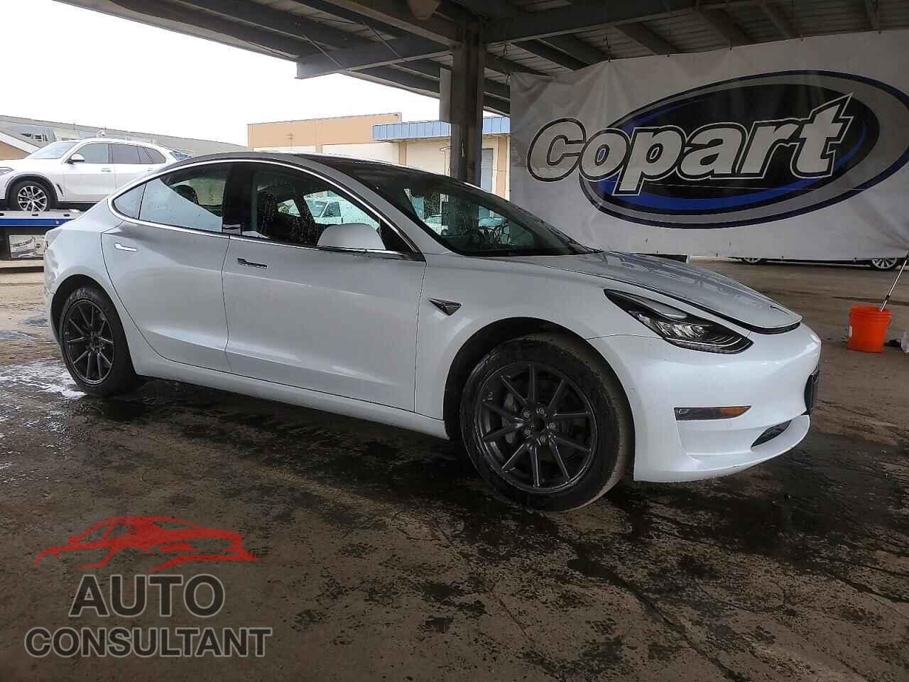 TESLA MODEL 3 2018 - 5YJ3E1EA3JF031901