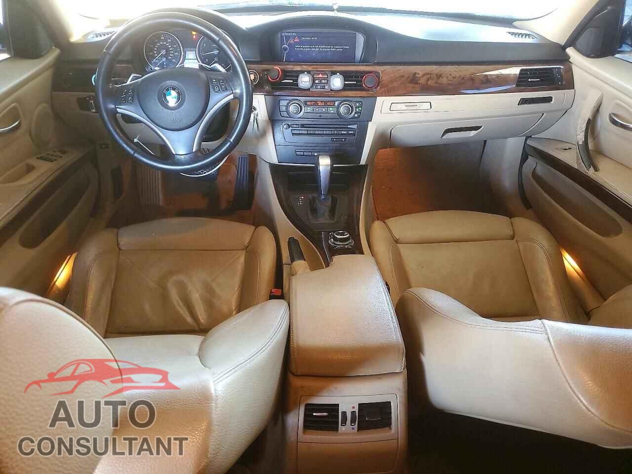 BMW 3 SERIES 2011 - WBAPH5G56BNM83096