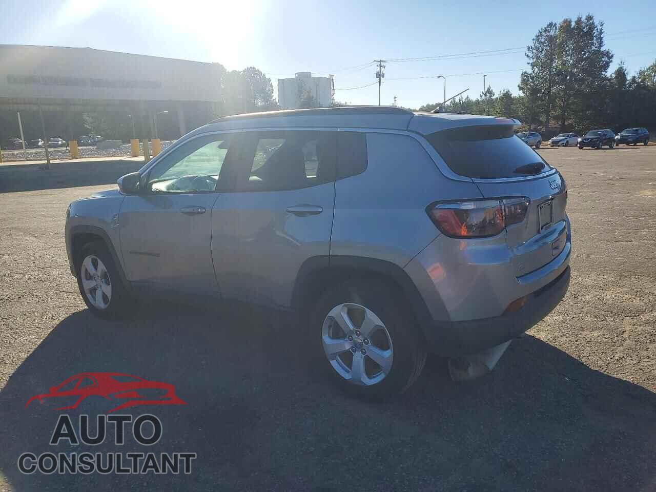 JEEP COMPASS 2018 - 3C4NJCBB3JT293318