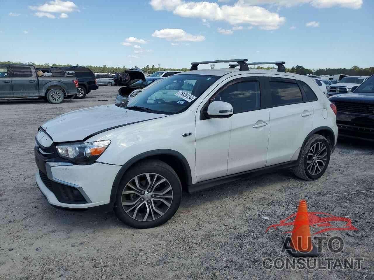 MITSUBISHI OUTLANDER 2018 - JA4AP3AU2JU024095