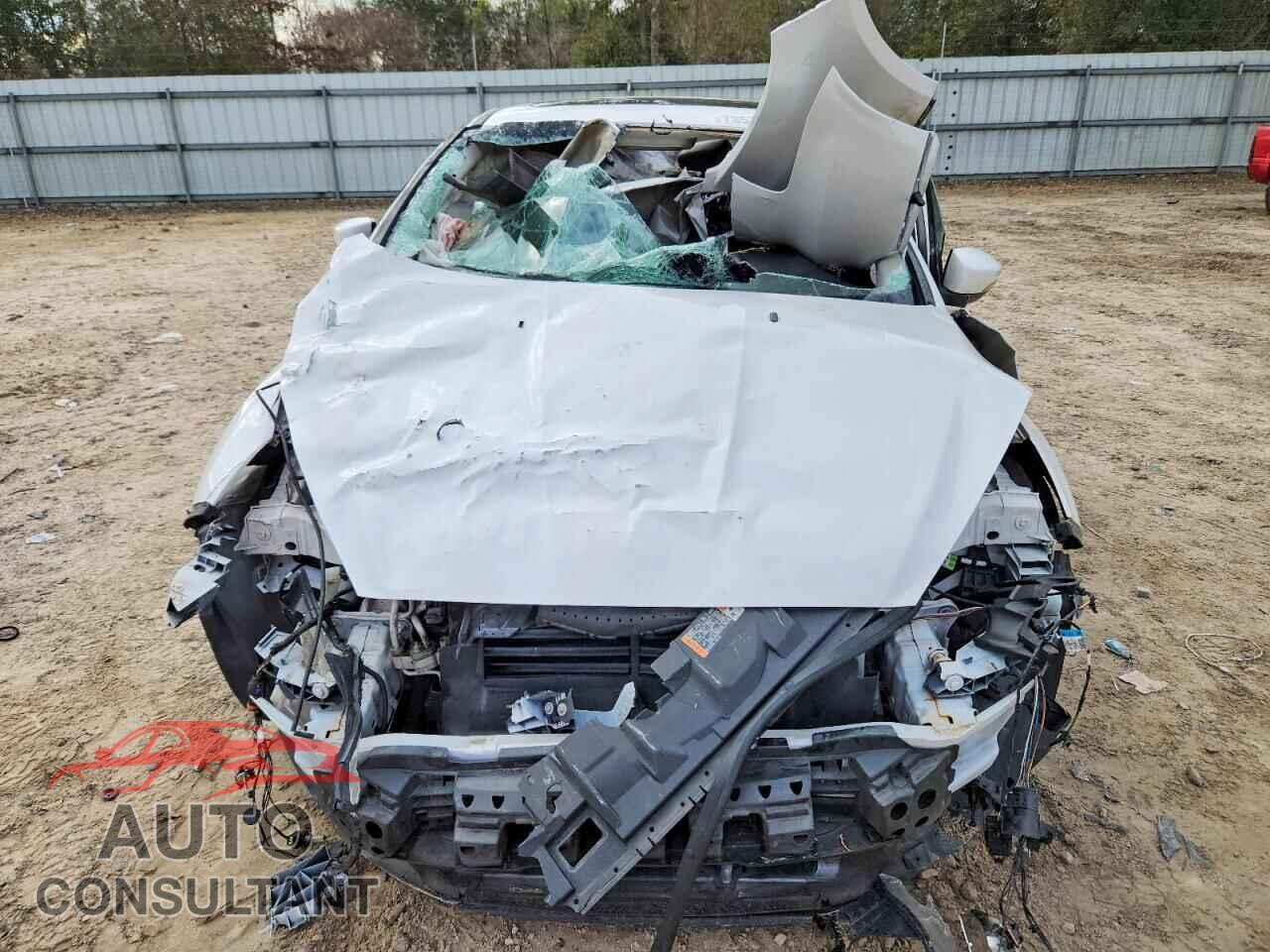 FORD FOCUS 2016 - 1FADP3J21GL266415