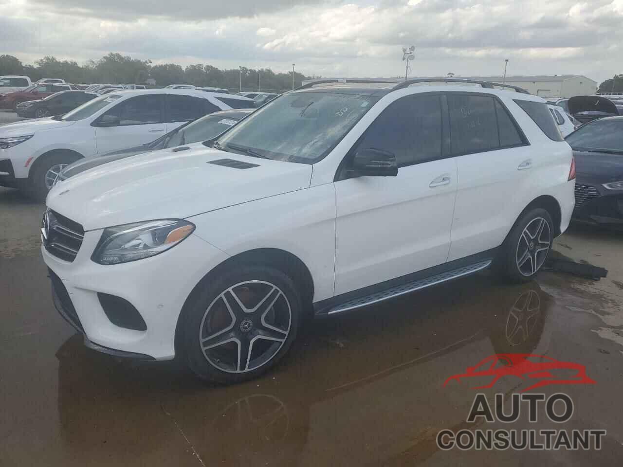 MERCEDES-BENZ GLE-CLASS 2018 - 4JGDA5HB8JB179147