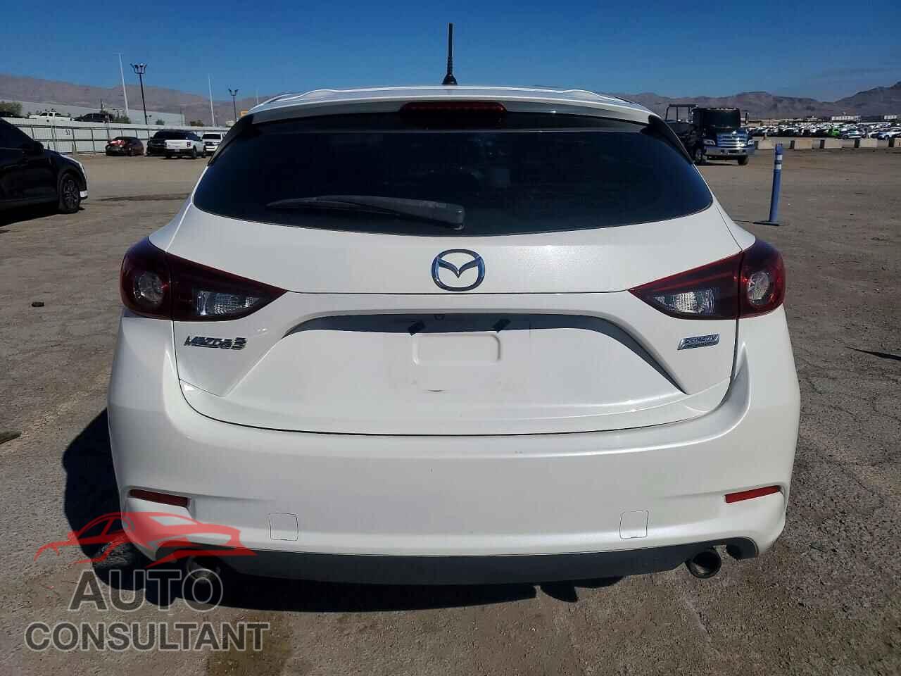 MAZDA 3 2017 - 3MZBN1K70HM103063