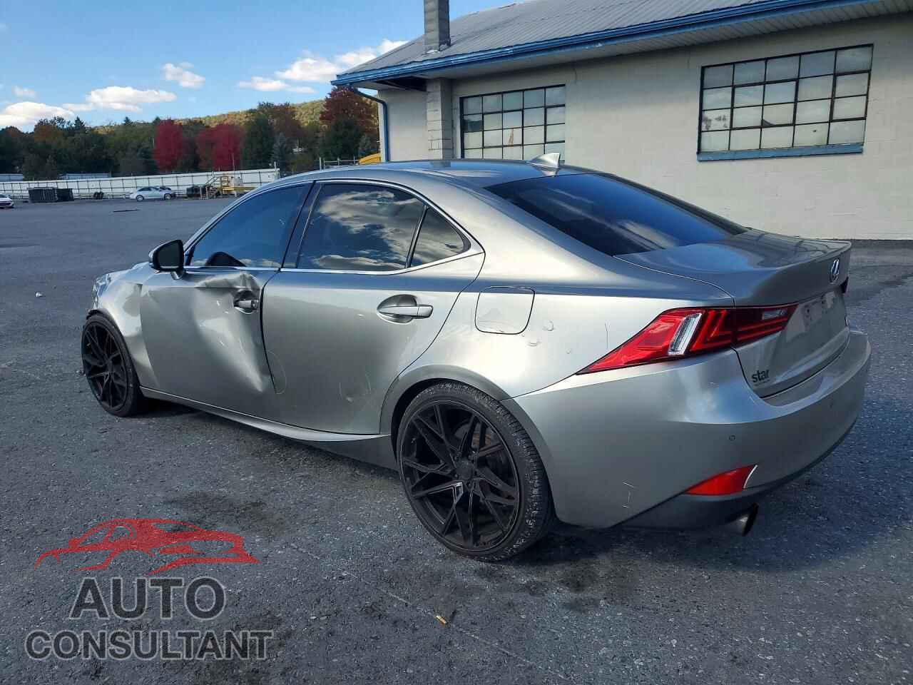 LEXUS IS 2014 - JTHBE1D24E5000197