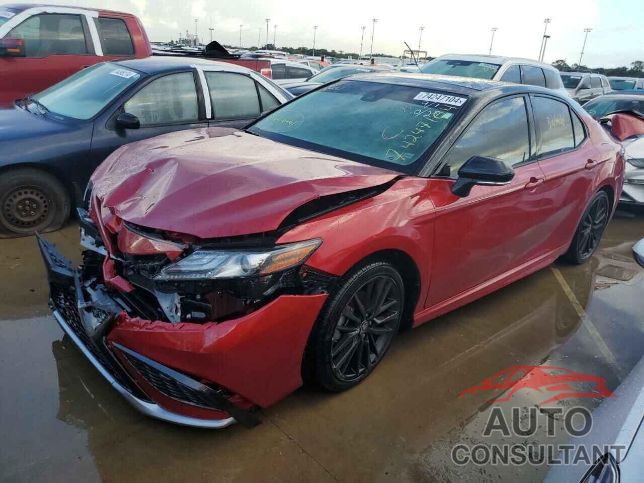 TOYOTA CAMRY 2022 - 4T1K61AK7NU037331