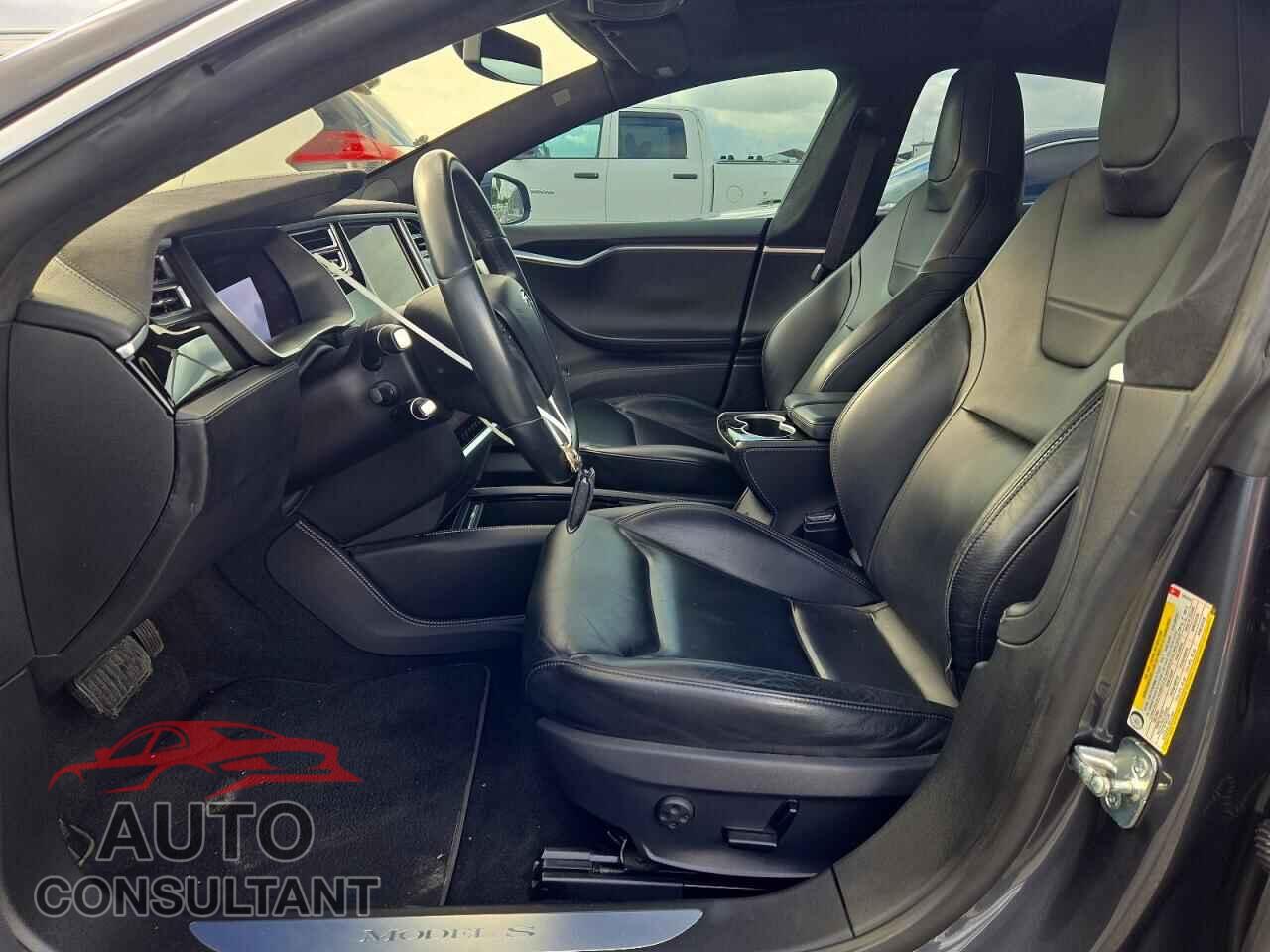 TESLA MODEL S 2015 - 5YJSA1H24FF096839