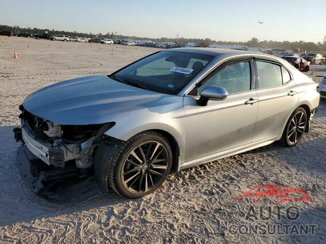 TOYOTA CAMRY 2020 - 4T1KZ1AK1LU045428